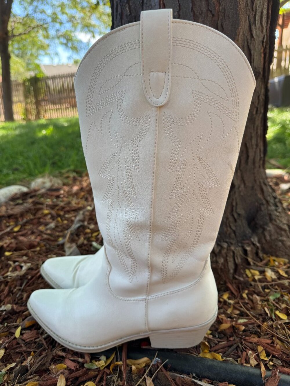 Madden Girl "Redford" Western Cowboy Boots